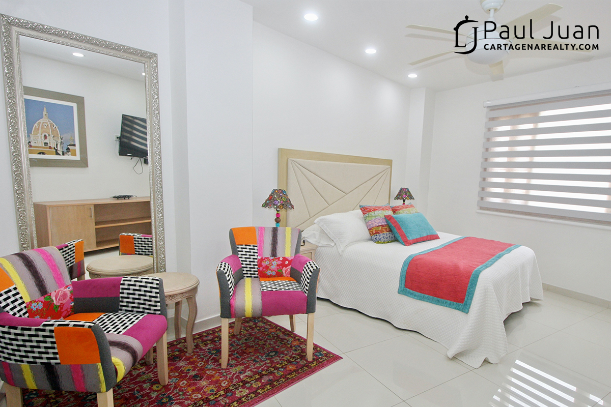 Beautiful fully remodeled apartment